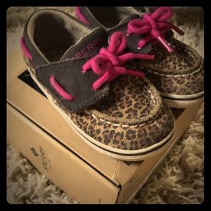 Speedy toddler shoes